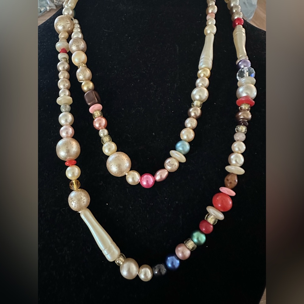 Vtg 60s Beaded Necklace
